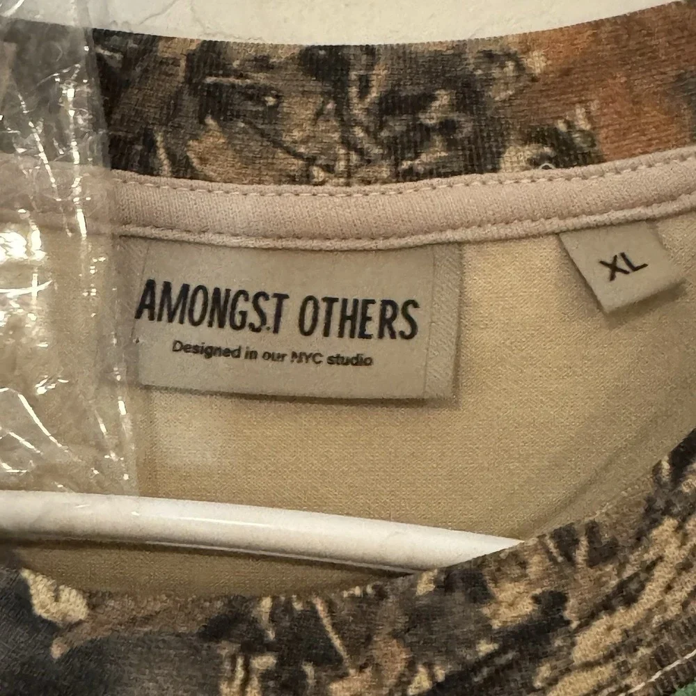 Amongst Others NYC Studio Men's Camouflage Leaves Boxy Fit SZ XLarge NWT - Picture 9 of 11